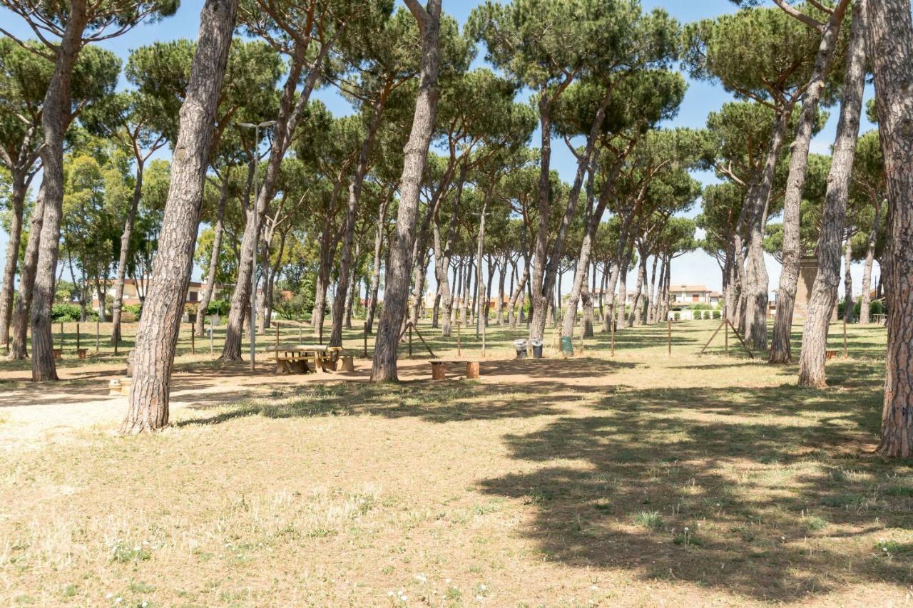 Alloggio Per Uso Turistico Villa Lido dei Pini Luaran gambar